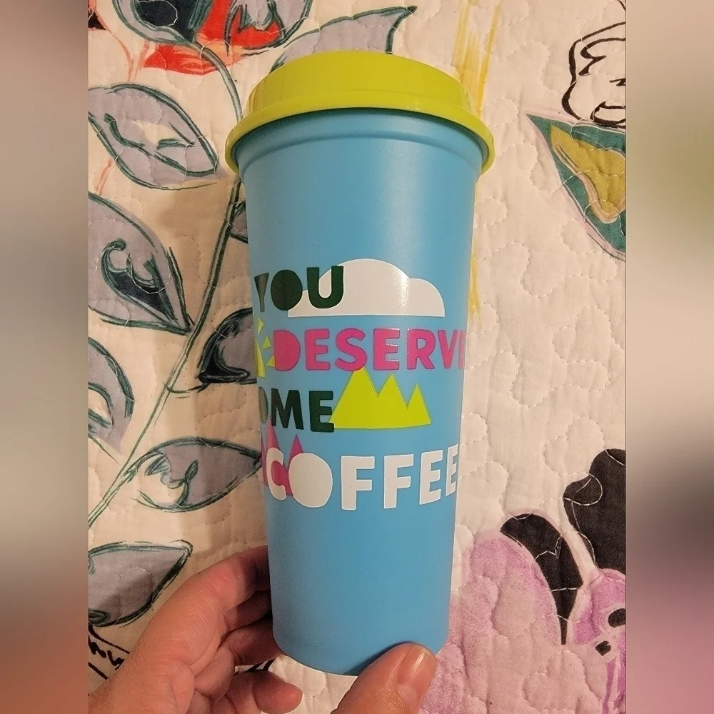 NWOT Starbucks 2023 Reusable Plastic Cup with Sippy Lid